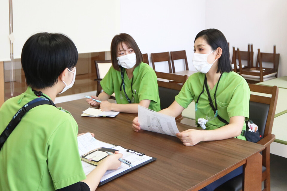 職場の雰囲気はどうですか？
