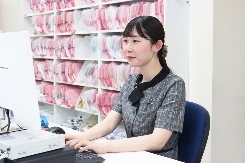 事務職員とは？
